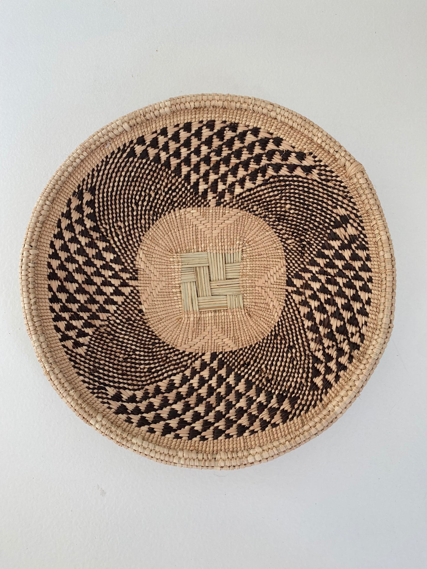 Tonga/Binga basket Natural/Brown Small