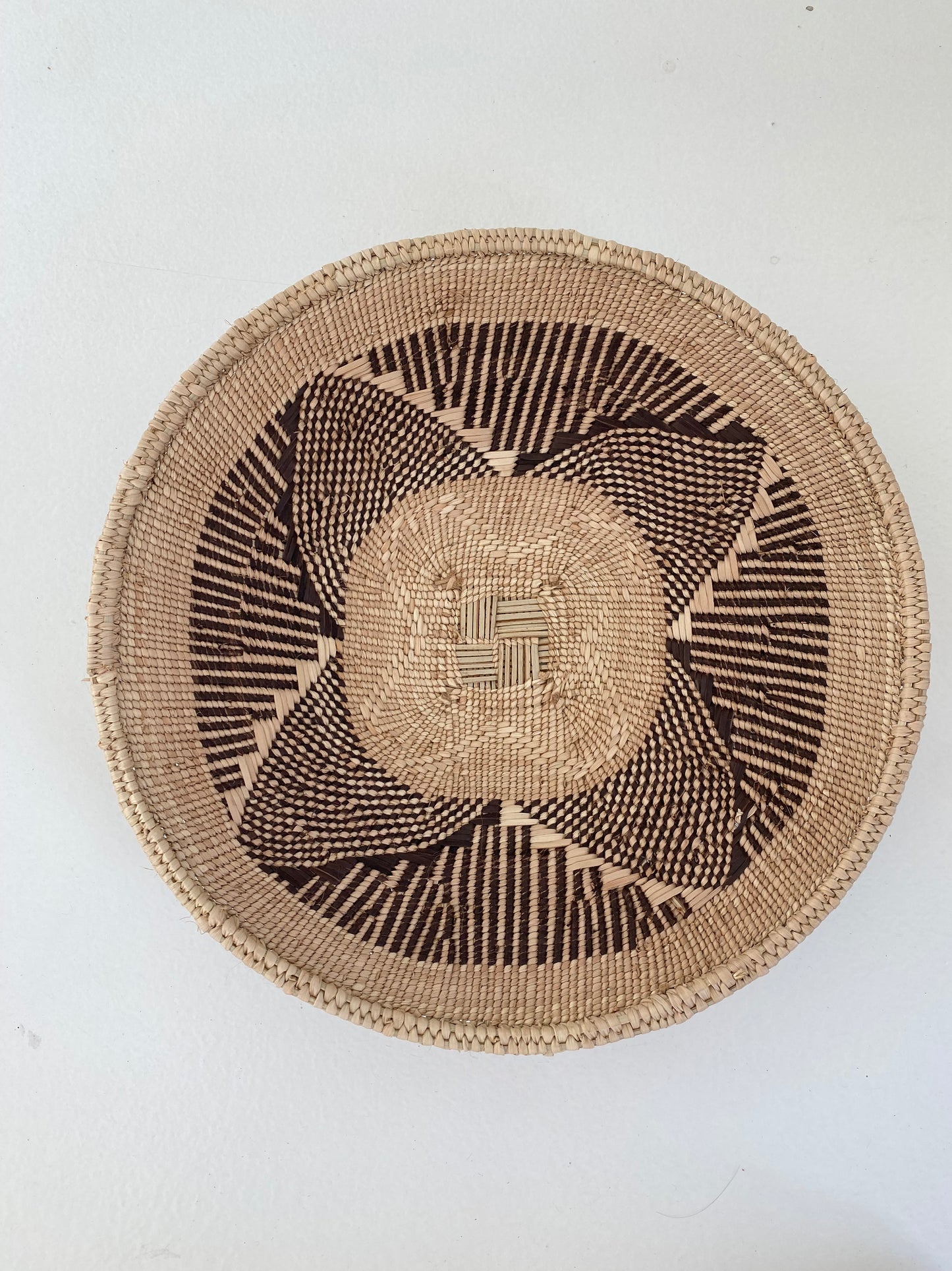 Tonga/Binga basket Natural/Brown Small