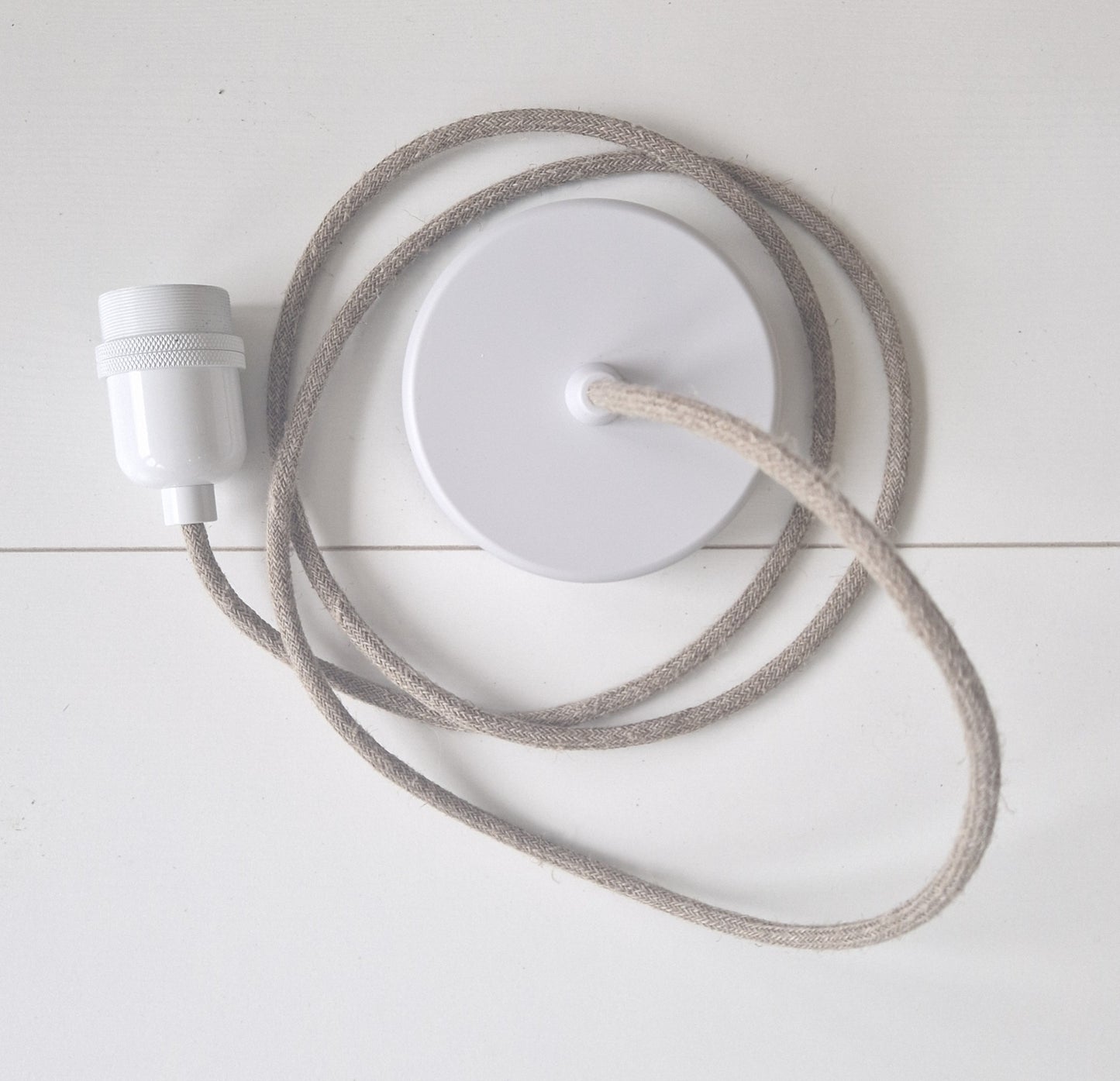 Elektrische systeem Natural Linen met design fitting en plafondkapje