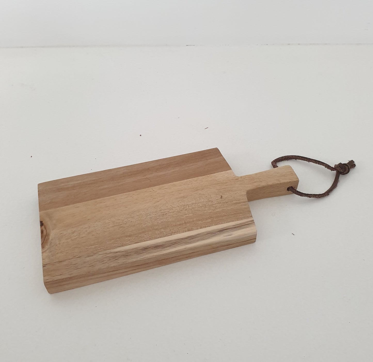 Klein houten tapas bordje