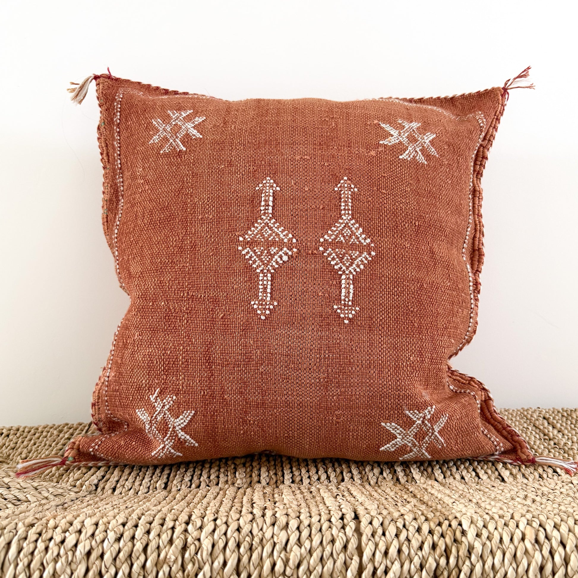 Uniek Marokkaans Sabra Silk kussenhoes in een warme kleur uit de Desert Collection No. 07