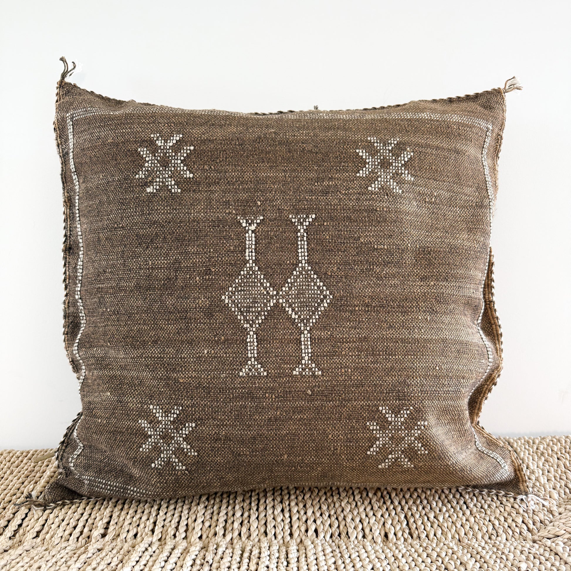Marokkaans sabra silk kussenhoes No.05 uit de Earth brown collectie
