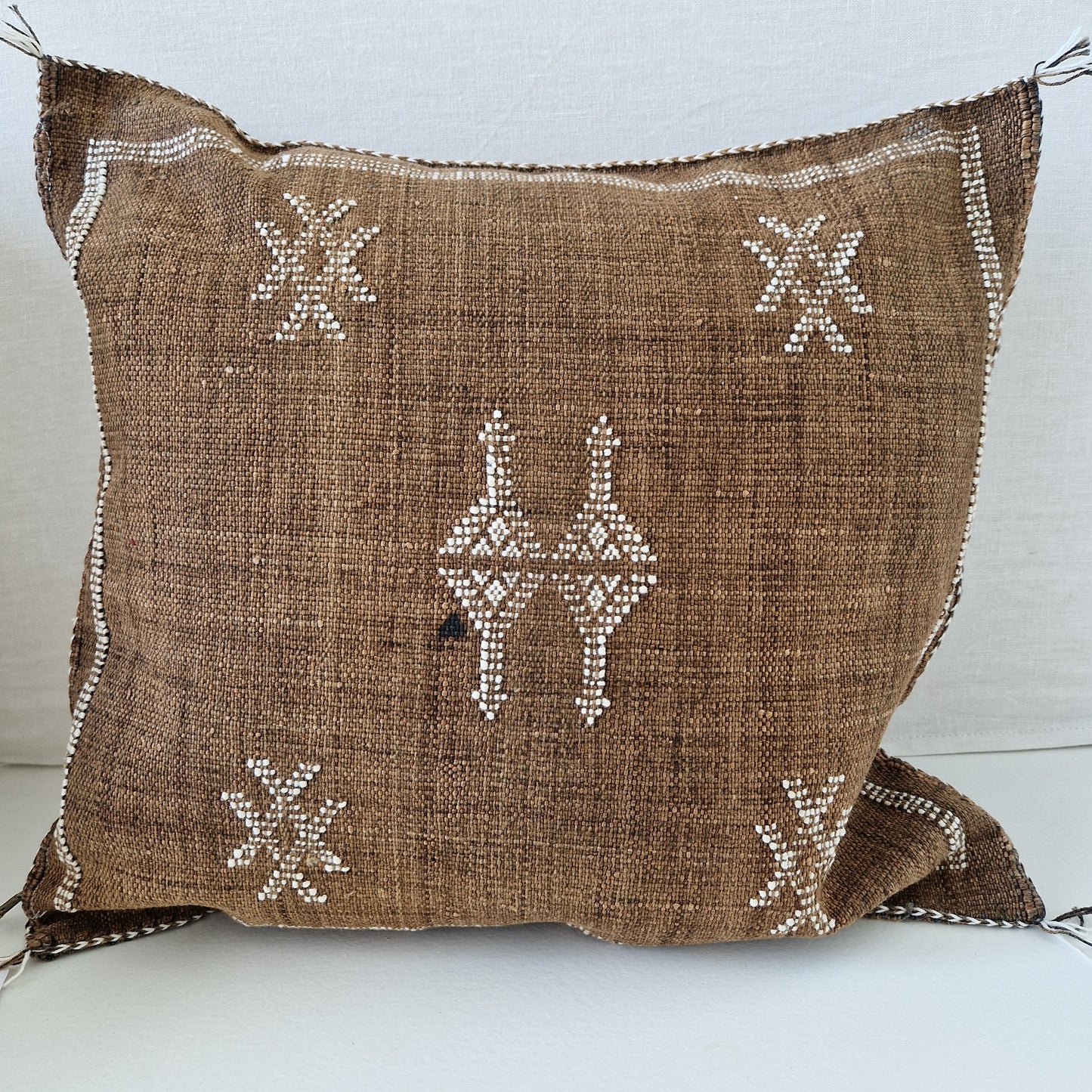 Sabra Silk kussenhoes Dark Brown