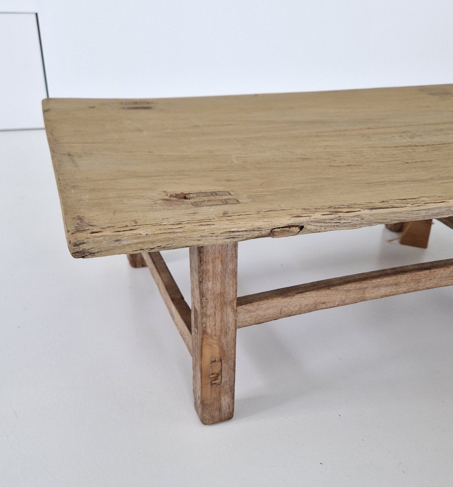 Chinees oud houten tafeltje #3 (80x49x27)