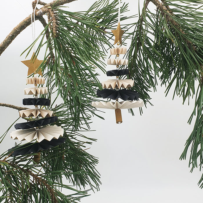 Tree dancing ornament Black/Natural/Off White Anna Nera Set van 2